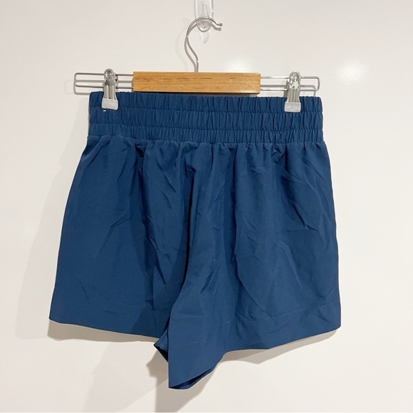 Abercrombie & Fitch Traveler Short Blue - Picture 2 of 6
